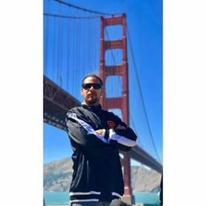 Meet your Posher, Corey