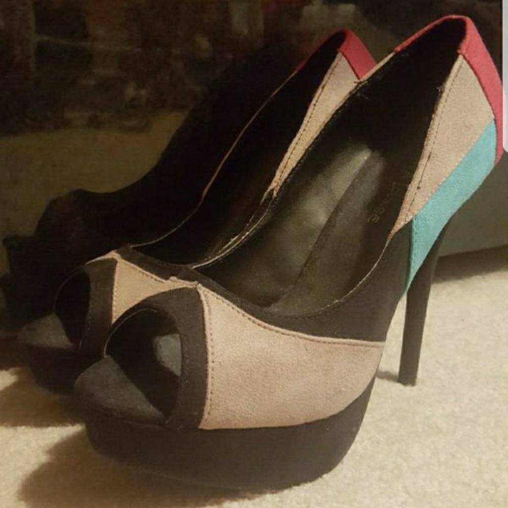 Women's multicolor heel