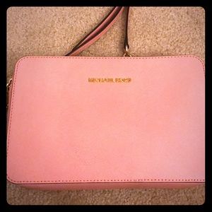 Michael Kors Jet Set Large Crossbody Soft Pink