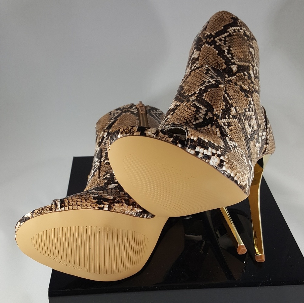 Shoes - Picture 3 of 4