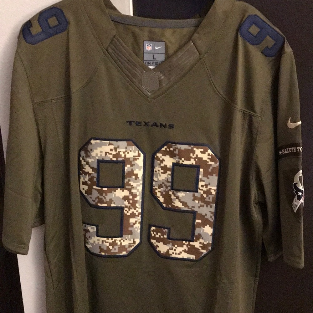 Large Men’s Nike salute to service JJ Watt jersey
