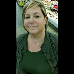 Meet your Posher, Terri