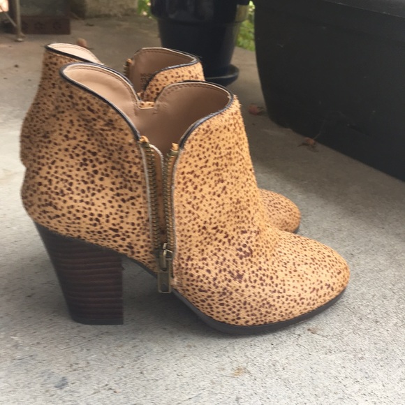 Sole society bootie, size 5.5 - Picture 2 of 3
