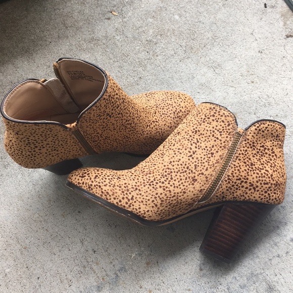 Sole society bootie, size 5.5 - Picture 3 of 3