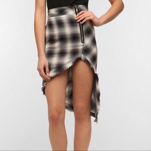 UNIF Dame Grey Plaid Skirt