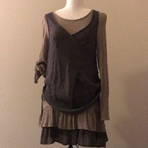 BEAUTIFUL LAYERED TAUPE & OLIVE TOP