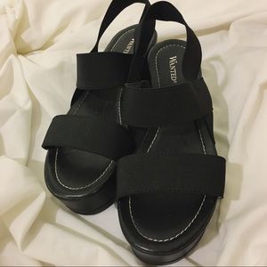 WANTED Black Platform Sandals