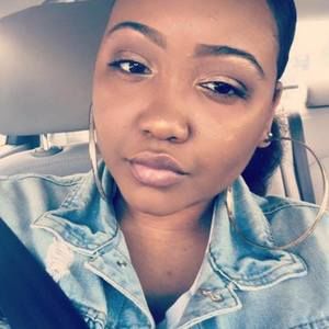 Meet your Posher, Jasmine
