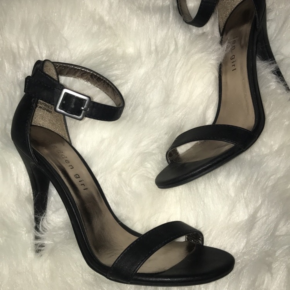 Size 6 heels