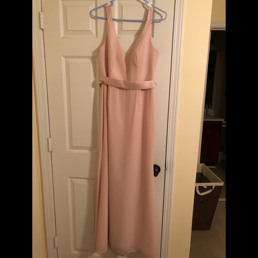 Vera Wang Bridesmaid Dress 💐