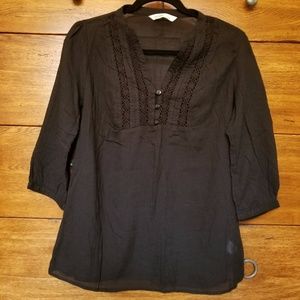 New Women's Old Navy black crochet embellished top
