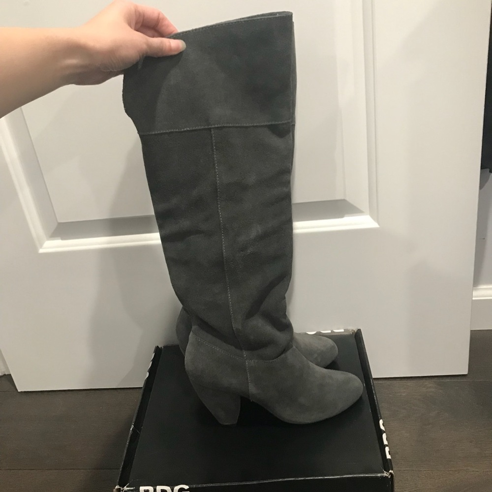 NEW!!! BDG. Suede boots, 6