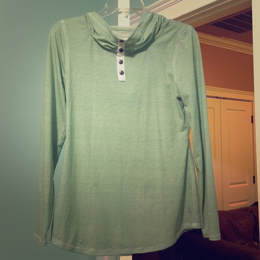 Green striped top