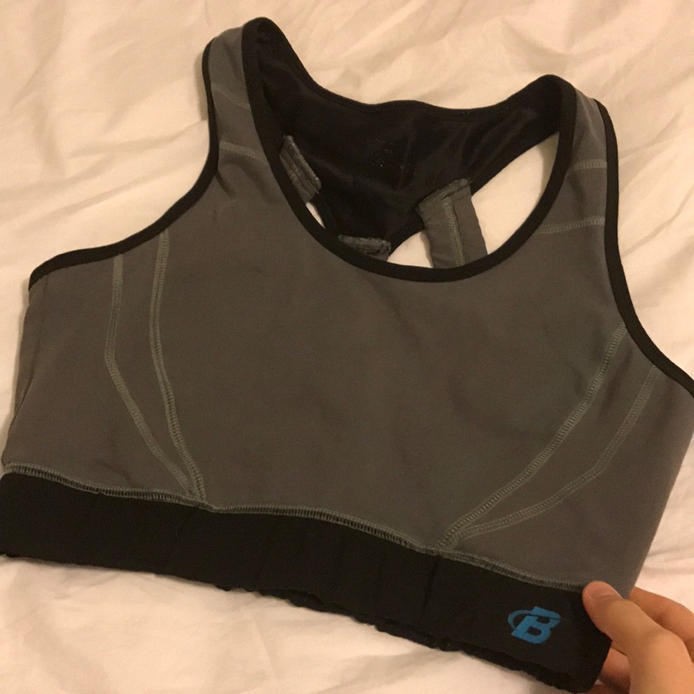 Bodybuilding.com sports bra ✨