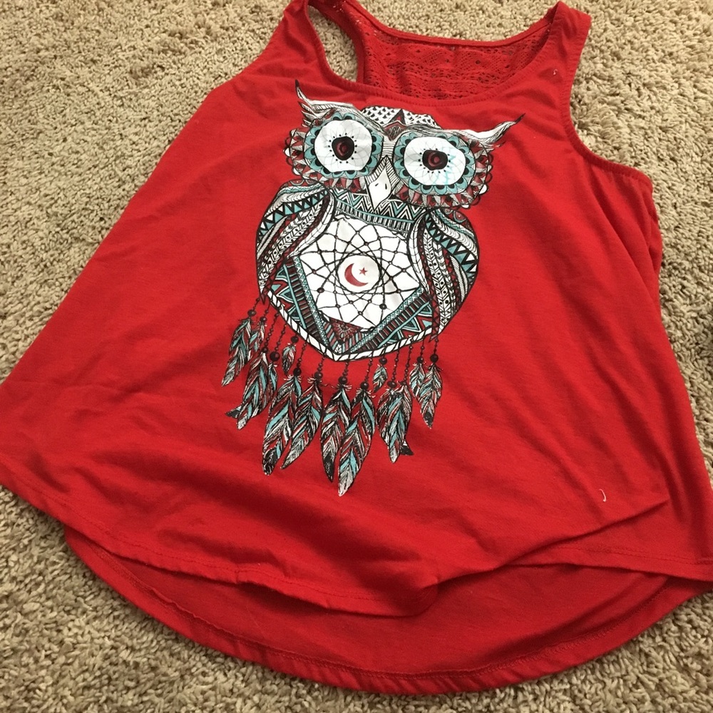 Random shirts 🌺❤️ - Picture 6 of 8