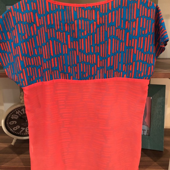 Short Sleeve Fitted Chiffon Bright Blue/Orange Top - Picture 2 of 2