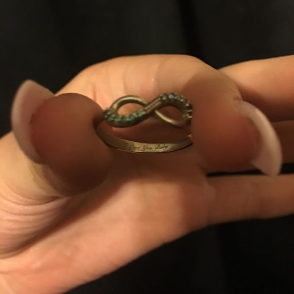 Ring - Picture 2 of 2