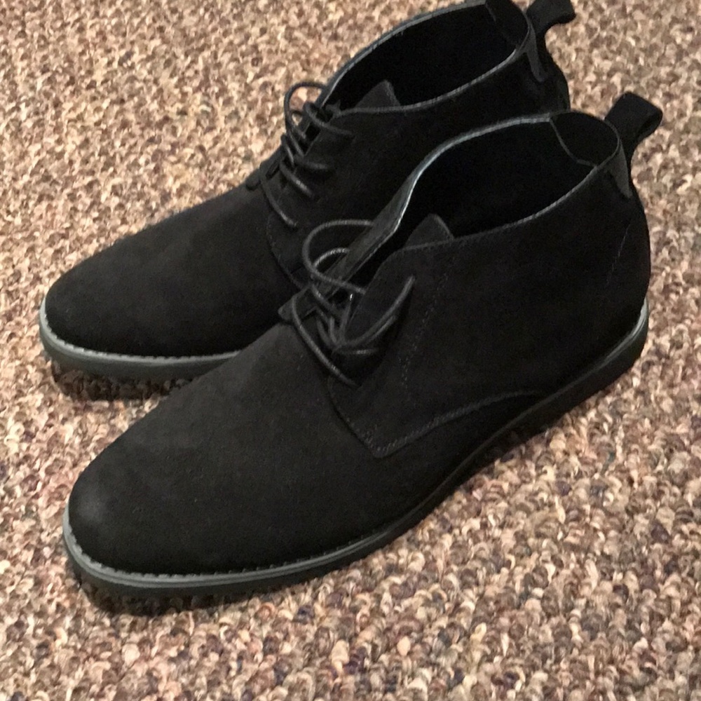 Men’s size 12 Bruno-Marc chukka/boots. Never worn