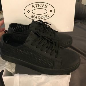 Steve Madden sneakers