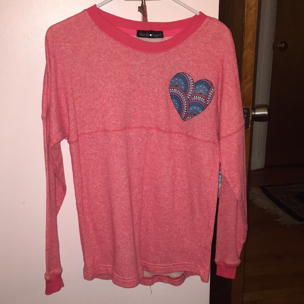 Derek Heart crew neck sweater