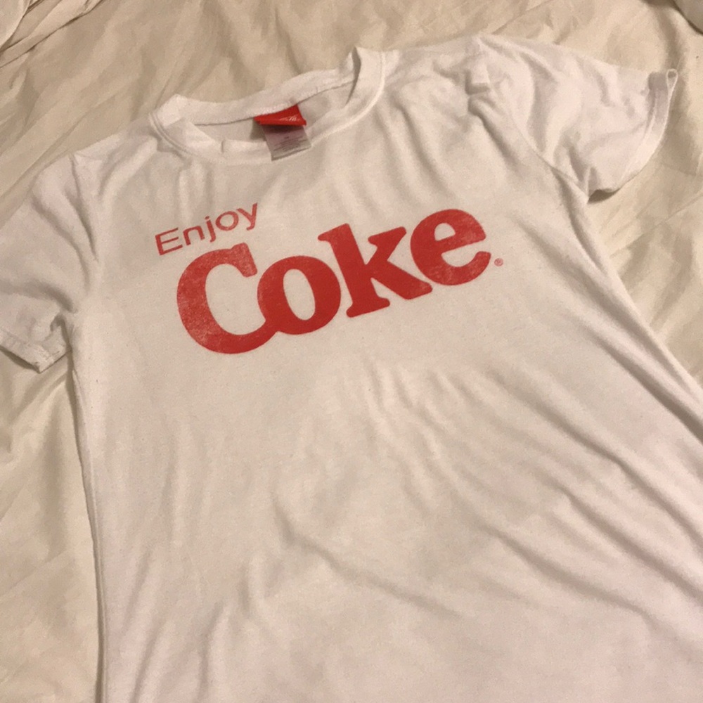 *Enjoy Coke* t-shirt 😁