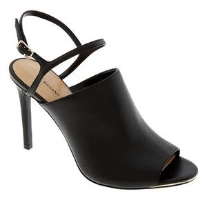 Banana Republic black heel