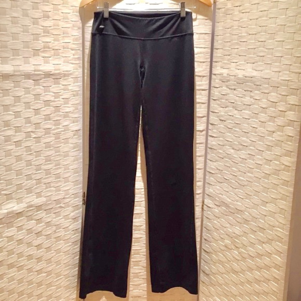 GAP BODY -  Performance Yoga Pants - Picture 4 of 4