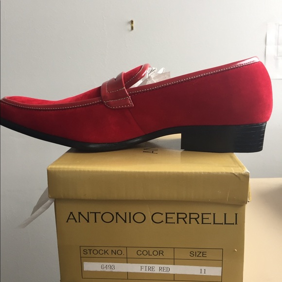 Classic lofer shoes varies in size and color main image 4