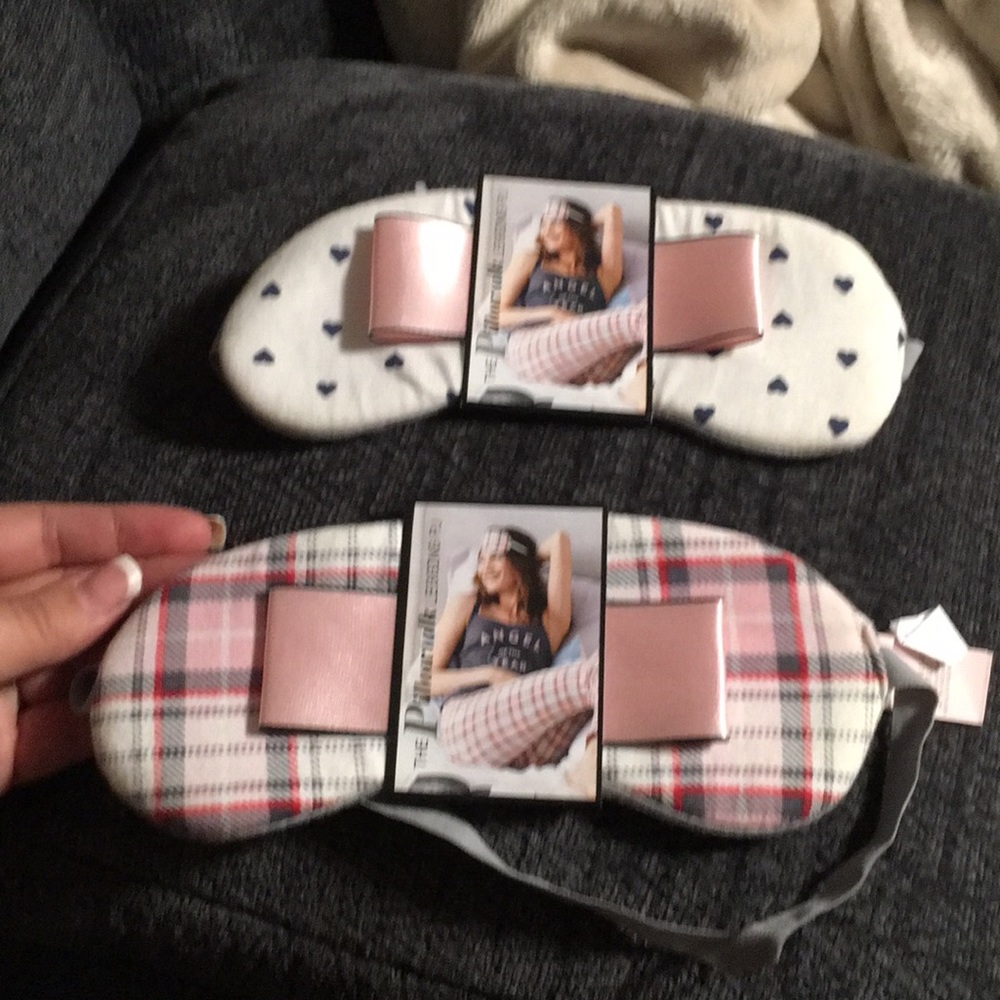 Two Brand New VS Eyecovers