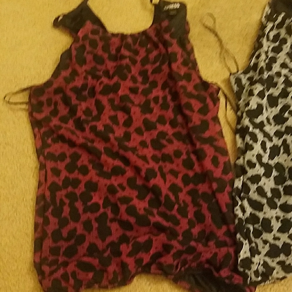 Tops - Picture 2 of 2