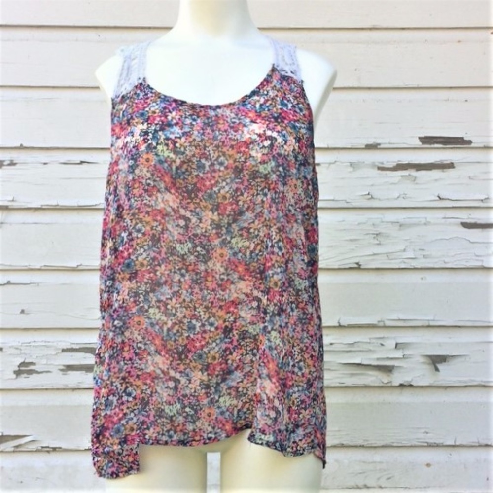 No Boundaries Womens Floral Print Lace Detail Tank