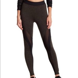 Koral Leggings