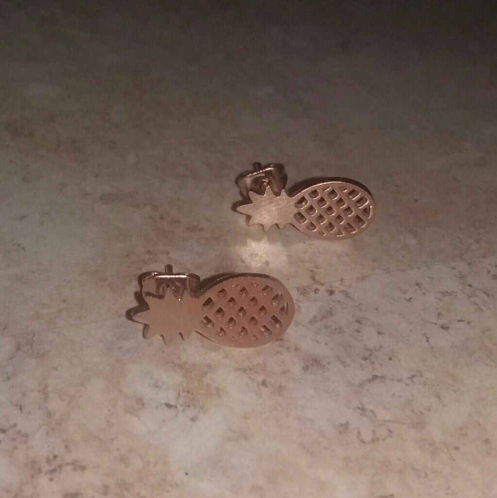 New Petite Gold Tone Pineapple Earrings