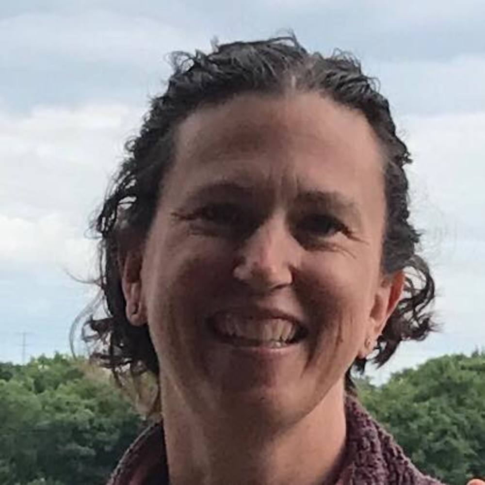 Meet your Posher, Laura