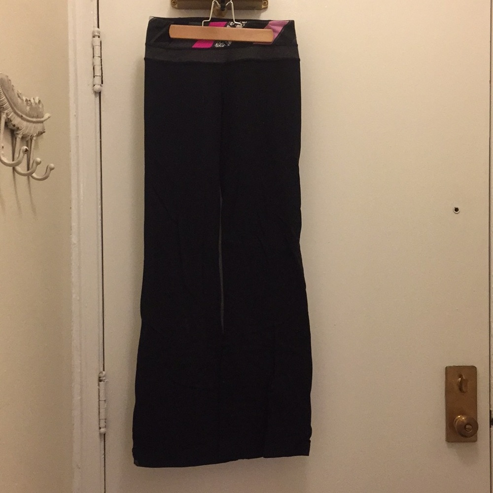 Lulu flare yoga pants