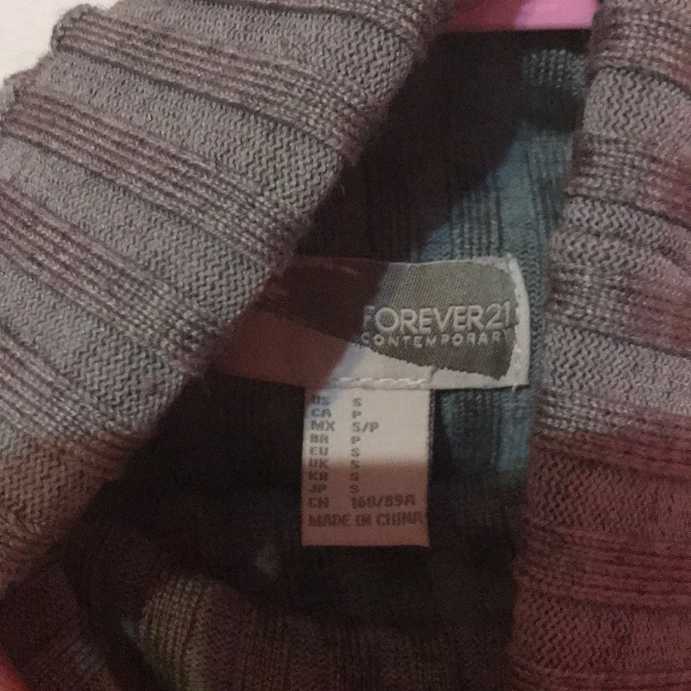 Grey turtle neck - Picture 4 of 5