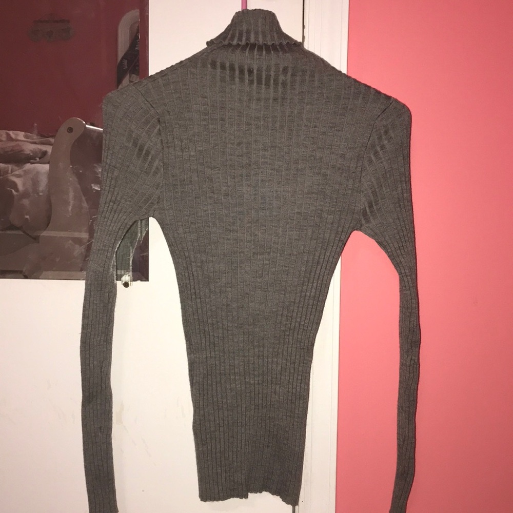 Grey turtle neck - Picture 5 of 5