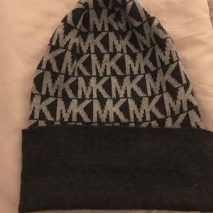 Michael Kors hat