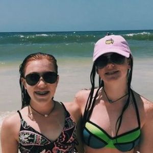 Meet your Posher, Bella