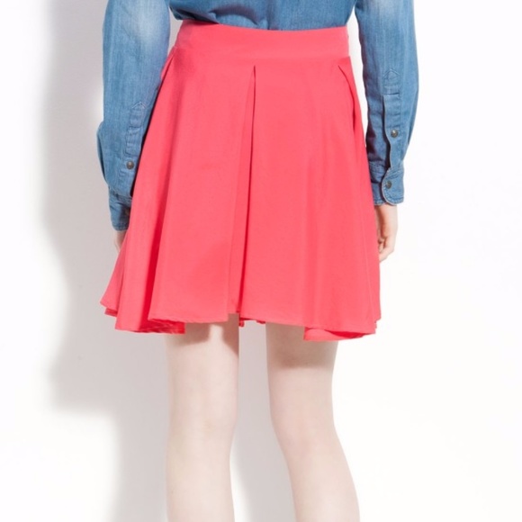 Collective Concepts Box Pleated Skirt - Picture 3 of 4