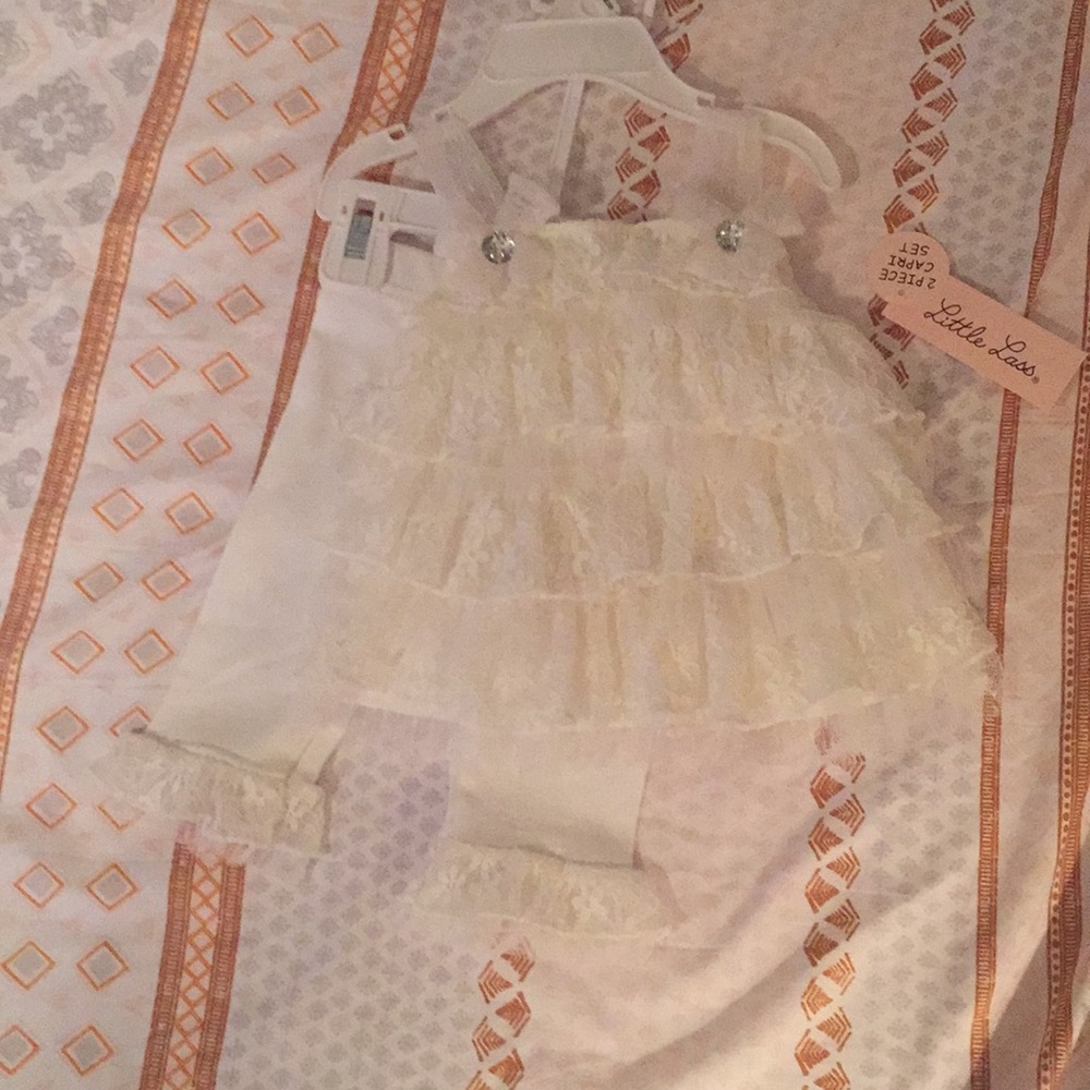 Baby lace 2 piece outfit