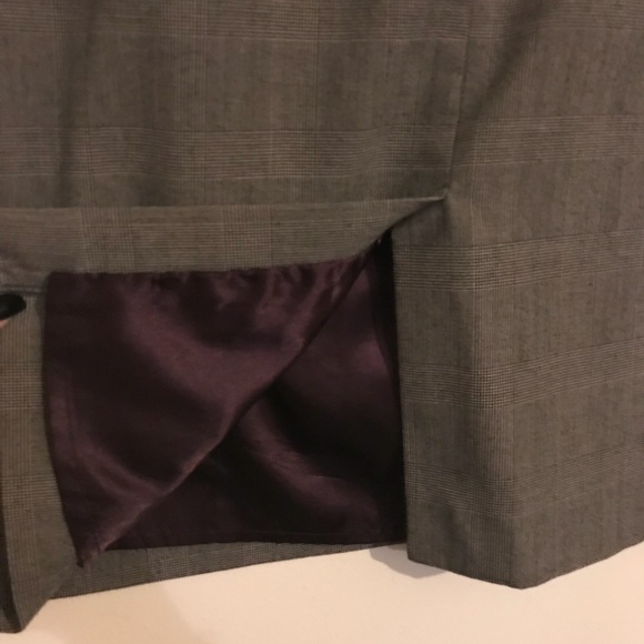 Classic Pencil Skirt Grey.  Amazing Pattern. - Picture 3 of 4