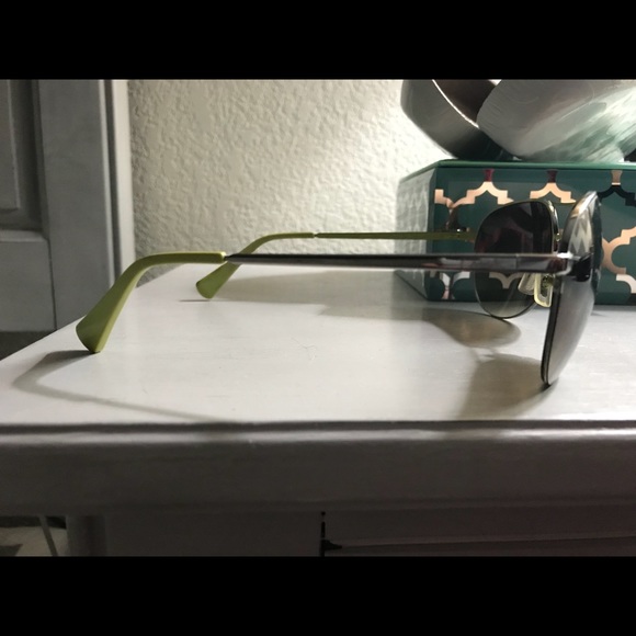 Coach aviator sunglasses - Picture 3 of 4