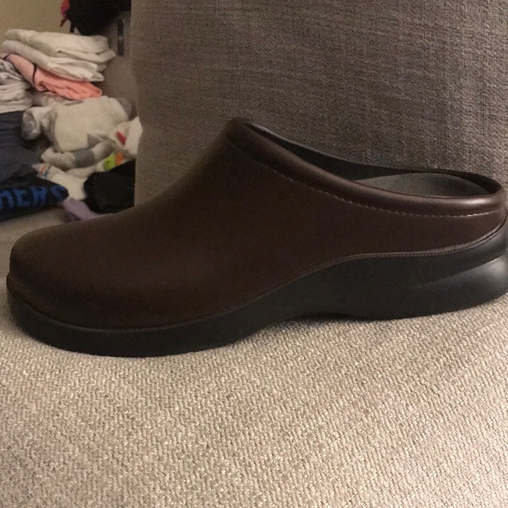 Men’s Klogs New 13 wide non-slip kitchen chef shoe