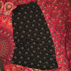 • 90s Maxi Skirt •