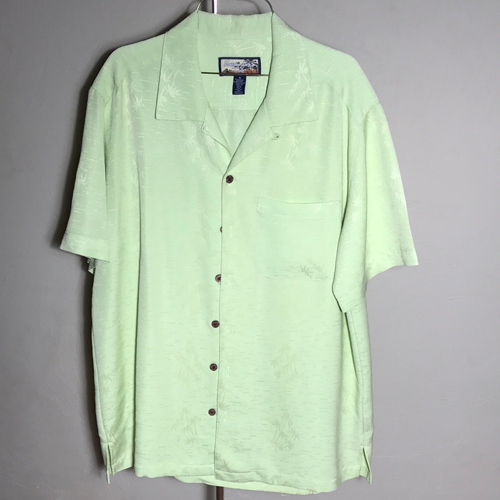 Havana Jack Cafe Hawaiian shirt size medium