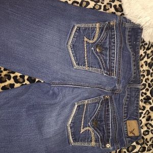 AMERICAN EAGLE JEANS