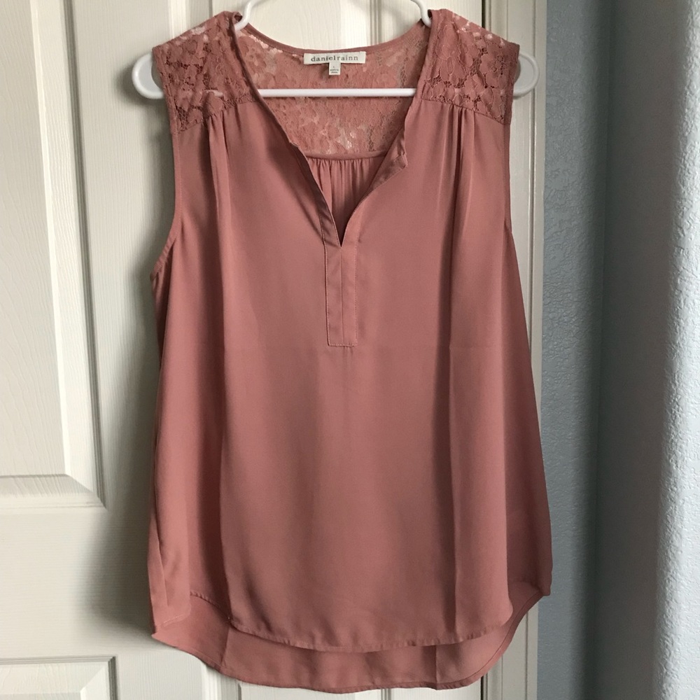 Daniel Rainn Sleeveless Blouse