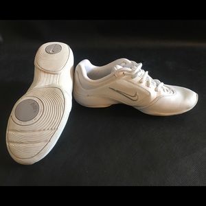 Nike go fight