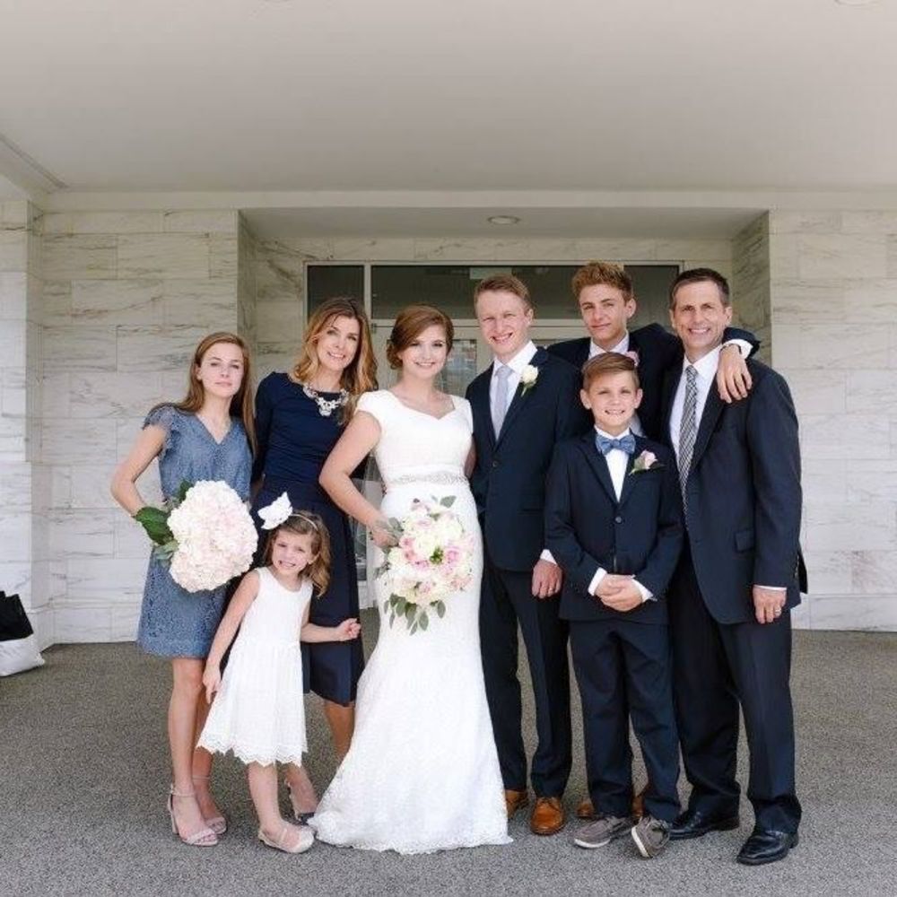 Meet your Posher, Toni